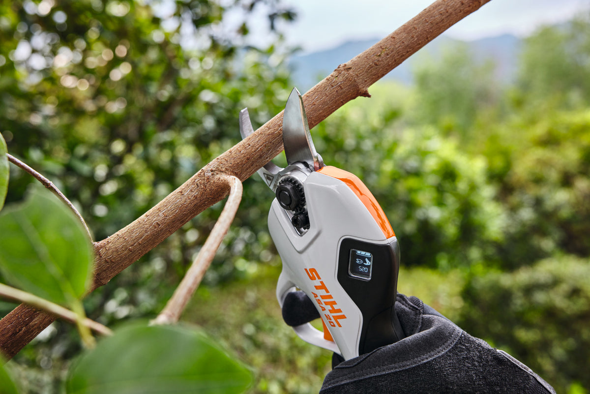 STIHL sekator akumulatorowy ASA 20 – zestaw z akumulatorem AS 2 i ładowarką AL 1 - zdjęcie 7