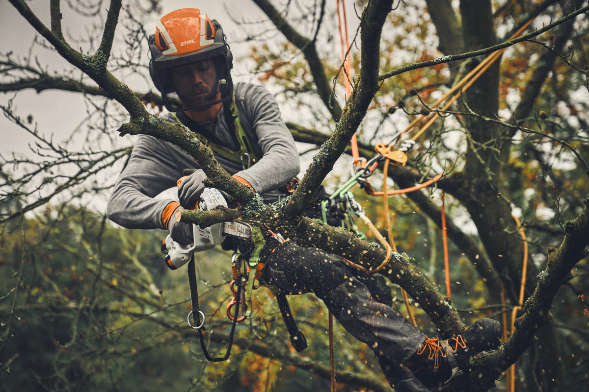 STIHL przecinarka do gałęzi GTA 40 – zestaw z 2 akumulatorami AS 2, ładowarką AL 5-2 i kuferkiem - zdjęcie 6