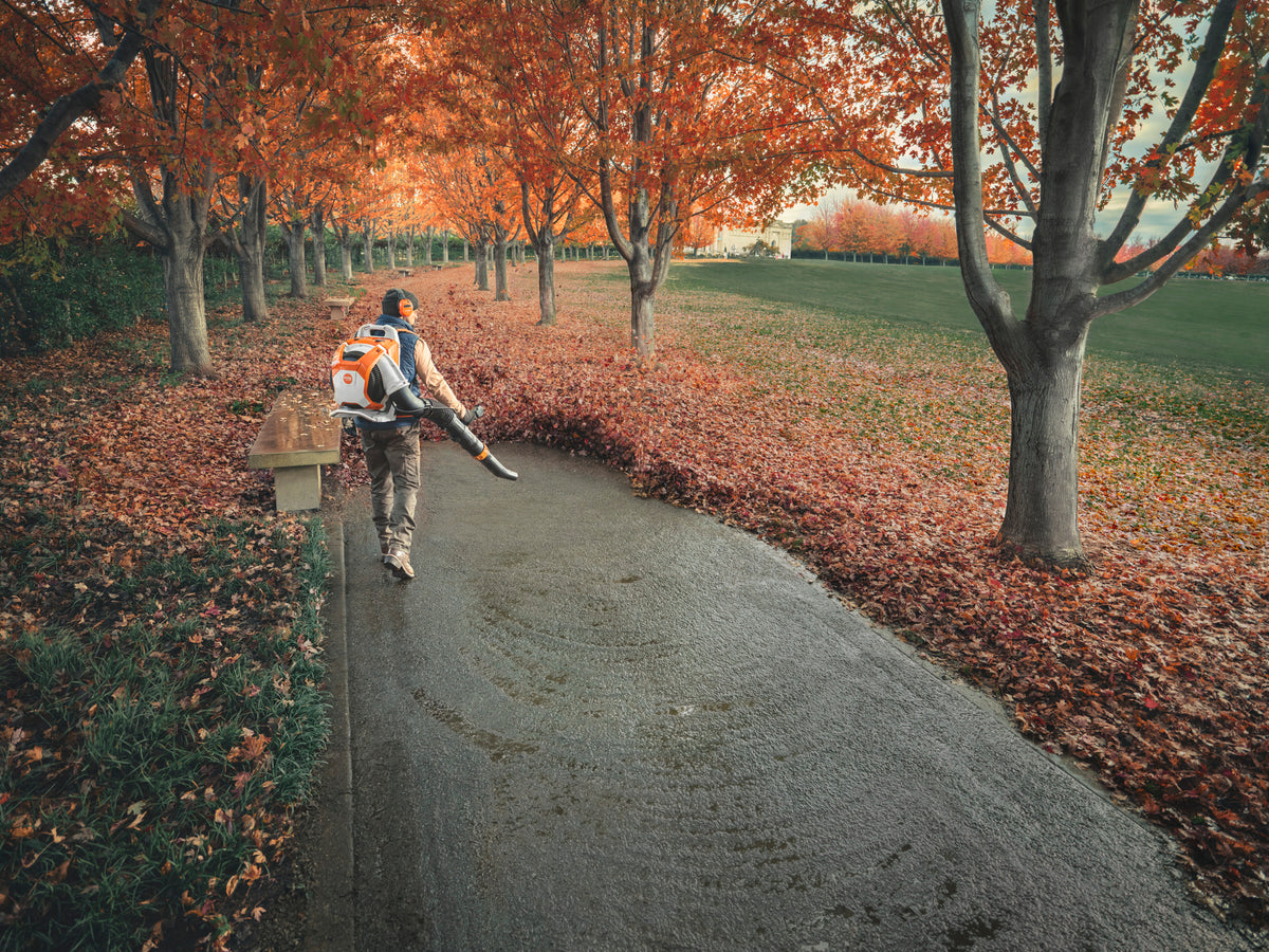 STIHL dmuchawa do liści plecakowa akumulatorowa BRA 600 B (bez akumulatora i ładowarki) - zdjęcie 8