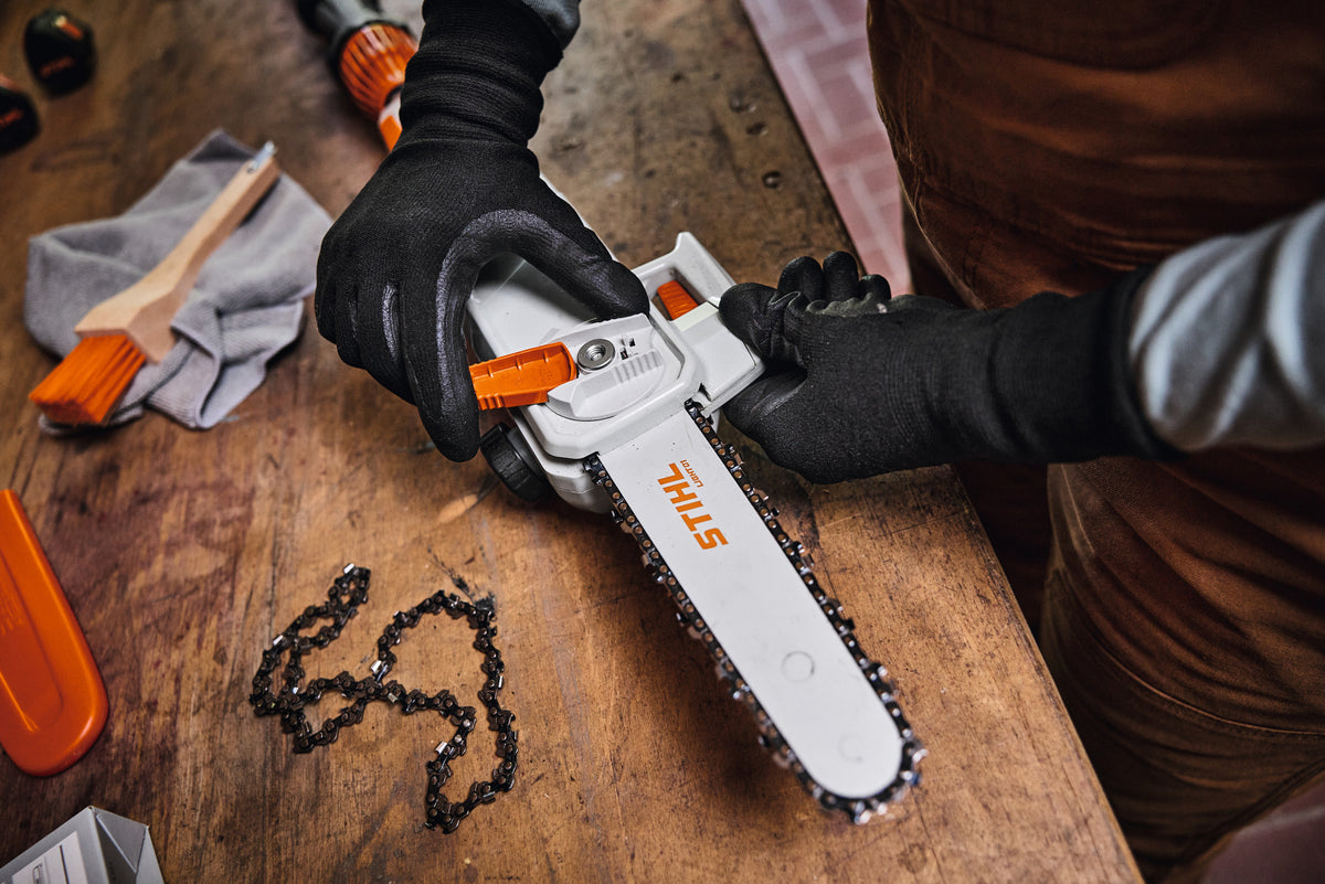 STIHL podkrzesywarka akumulatorowa HTA 30 zestaw z 2 akumulatorami AS 2 i ładowarką ALS 31 - zdjęcie 13
