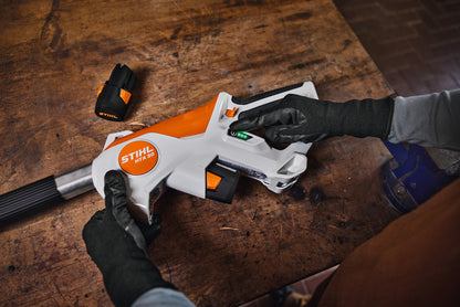 STIHL podkrzesywarka akumulatorowa HTA 30 zestaw z 2 akumulatorami AS 2 i ładowarką ALS 31 - zdjęcie 12