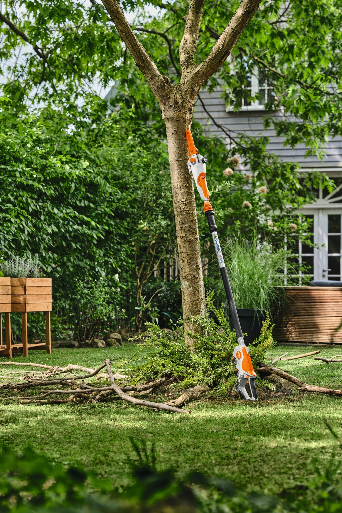 STIHL podkrzesywarka akumulatorowa HTA 30 zestaw z 2 akumulatorami AS 2 i ładowarką ALS 31 - zdjęcie 10
