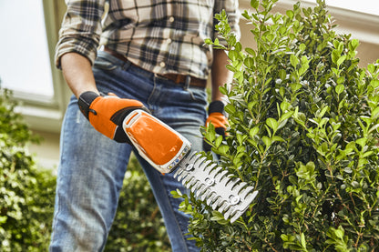 STIHL nożyce do krzewów i trawy akumulatorowe HSA 26 zestaw AS 2 + ALS 31 - zdjęcie 2
