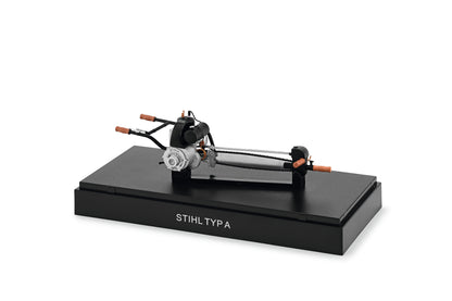 STIHL model pilarki historycznej Typ A (skala 1:12)