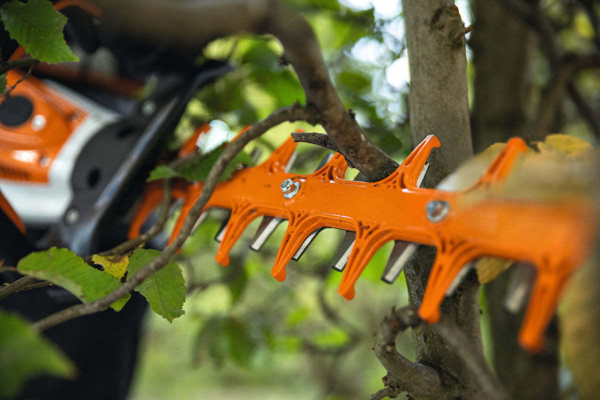 STIHL nożyce do żywopłotu akumulatorowe HSA 130 R 60 cm (bez akumulatora i ładowarki) - zdjęcie 6